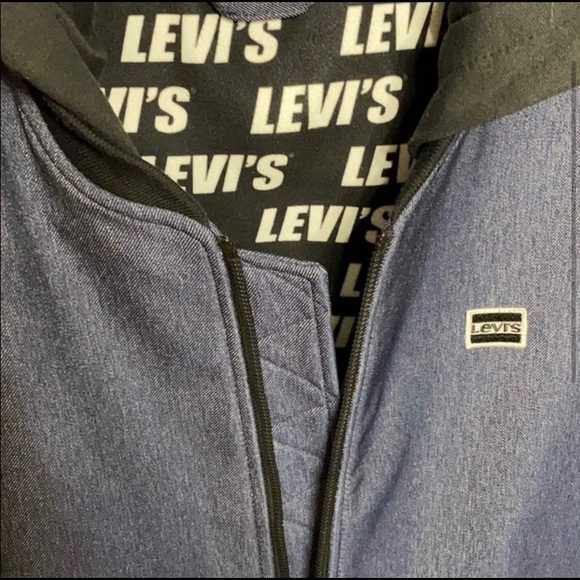 SOLD! Mens Levi’s soft Shell Varsity Jacket sz M - Picture 3 of 5